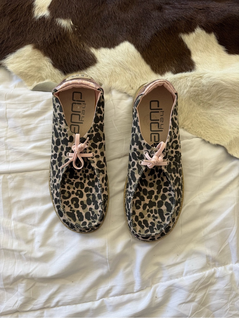 Hey Dude Leopard-Print Wendi Clogs with Blush Laces